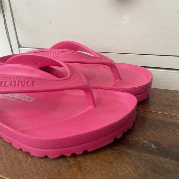 Birkenstock Womens Size 6.5 EU 37 Beetroot Pink Flip Flops Shoes Summer - Picture 2 of 9